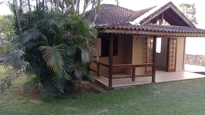 Imóvel para aluguel com 82 metros quadrados com 2 quartos em Quitandinha - Petrópolis - RJ