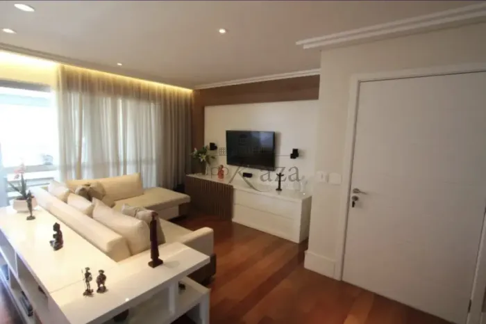 Apartamento - Campo Belo - 4 Dormitórios - 167m².