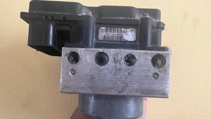 Módulo ABS FIAT PUNTO 51896896. 0265232932 