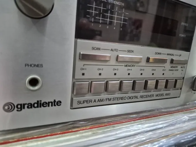 Receiver gradiente 1660 60 rms super ativo revisado impecável