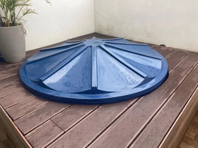 Piscina de Caixa D?água/ Banheira com Bomba de Hidromassagem
