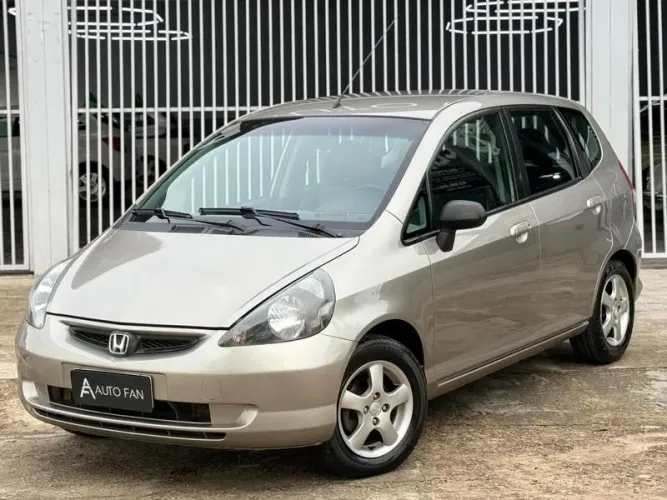 Honda Fit LXL 1.4/ 1.4 Flex 8v/16v 5P Aut. 2004