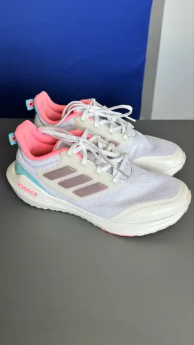 Tênis adidas bounce