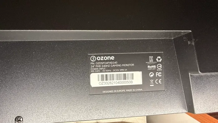 MONITOR COM TELA QUEBRADA