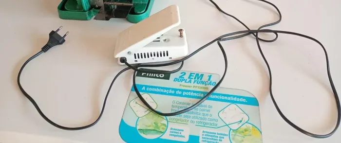 Vende-se máquina de costura 