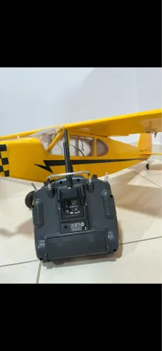 Avião piper