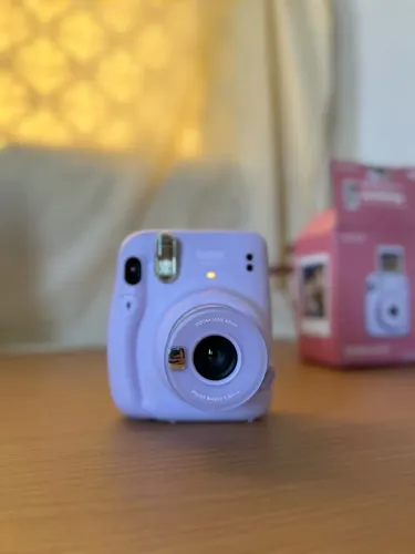 Fujifilm Instax Mini 11 Lilás - Novíssima, na caixa!