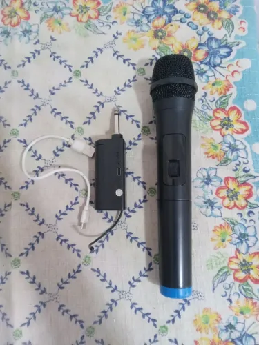 Vendo microfone sem fio( Sou de jpa Taquara)