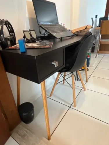Escrivaninha, cadeira, escritório + brinde