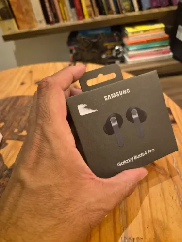 Galaxy Buds Pro 4 - Por 1299