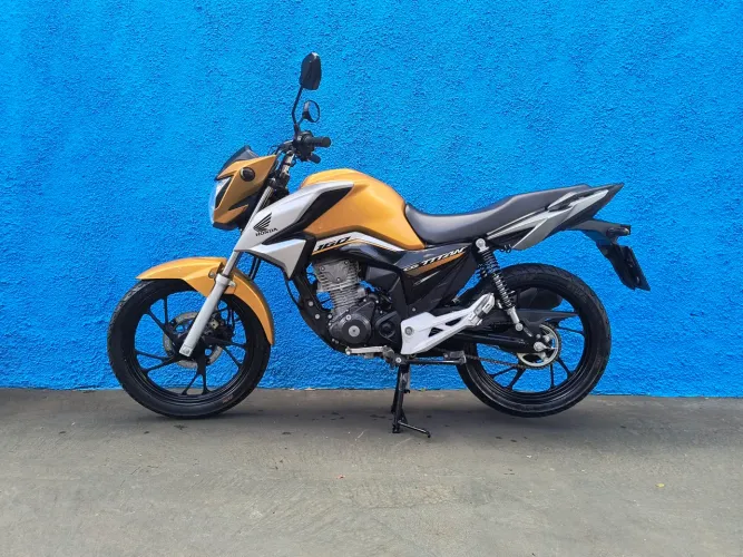 TITAN 160 / ANO 2022 / R$ 17.900
