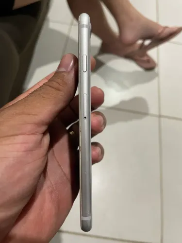 IPHONE 8 