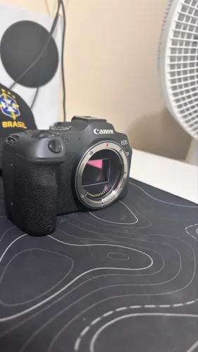 Canon R8 + acessorios