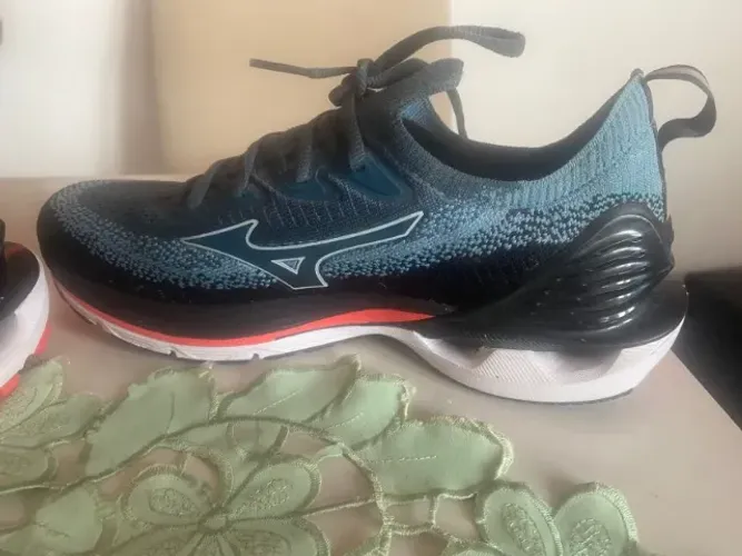 Tenis Masculino Mizuno Wave Creation