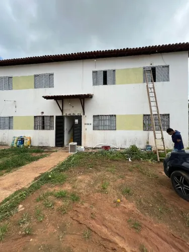 Vendo apartamento conjunto caneleiros bairro Porto Alegre.