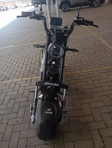 "Moto elétrica [Daisa] - excelente estado - bateria boa