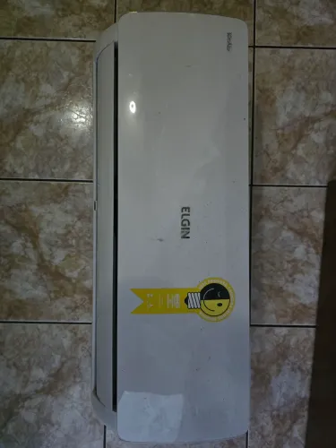 Ar-Condicionado Split Elgin 9.000 BTUs Quente/Frio - 220V