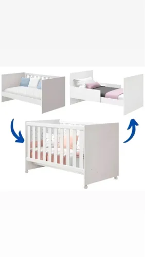 Vendo quartinho infantil completo com berço, guarda-roupa e cômoda