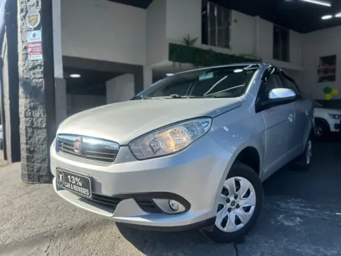 Fiat Grand Siena Attrac. 1.4 EVO F.flex 8V 2014