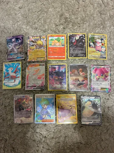 Cartas Pokémon TCG à venda