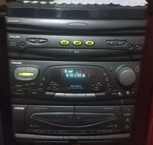 Sim Philips 380w com funções de graves 