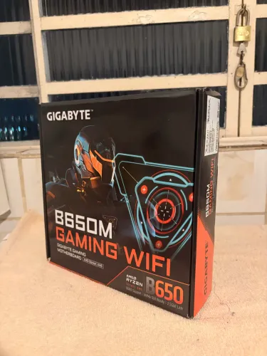 Placa mãe Gigabyte B650 Gaming Wifi Amd Am5