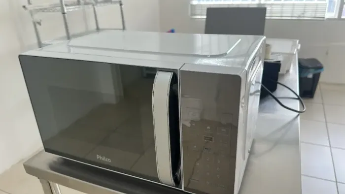 Micro-ondas Philco PMO23EB