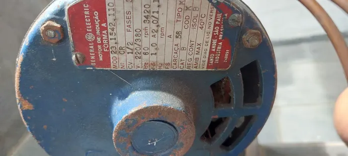 Motor de Indução Trifásico 3420 RPM Barato Demais 