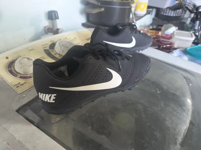 Tênis Nike para Fut sosaite número 36/37