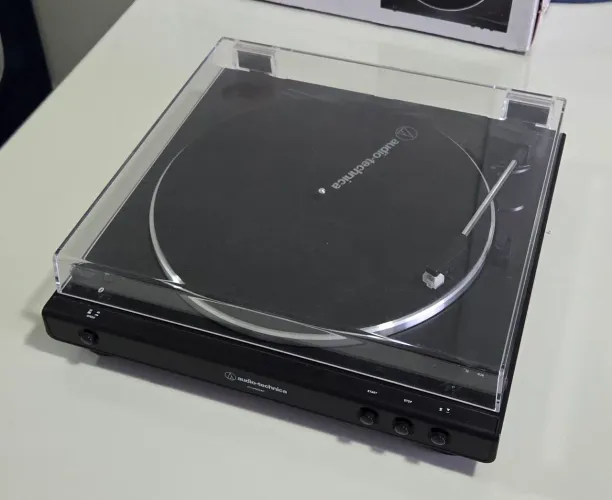Toca Disco Vinil Audio-technica Lp60xbt Preto Bluetooth