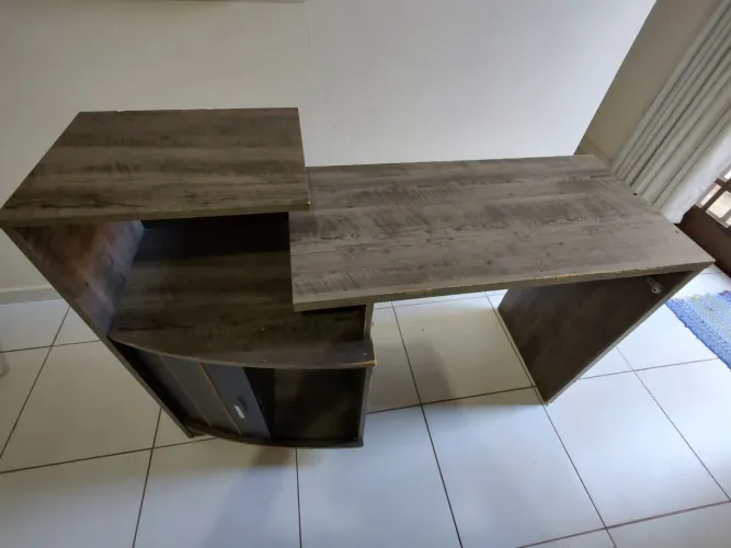 Mesa escrivaninha