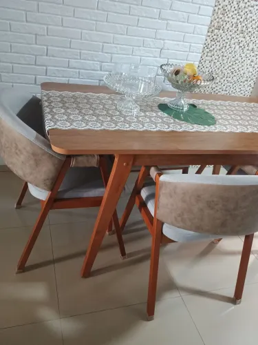 4 Poltronas em linho