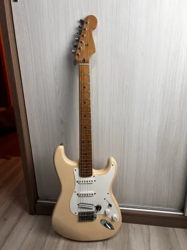 Guitarra Fender Jimmie vaughan