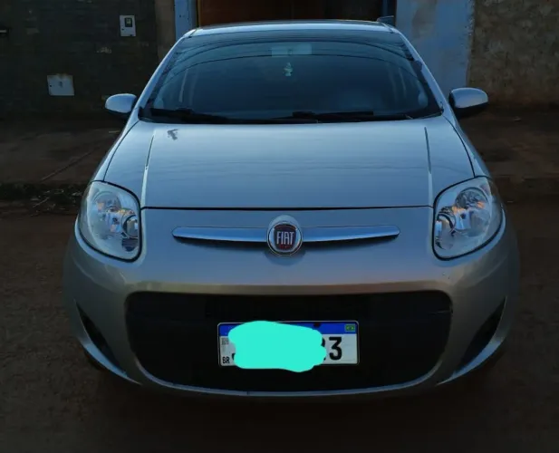 Fiat Palio Attractive 1.0 EVO Fire Flex 8V 5P 2013