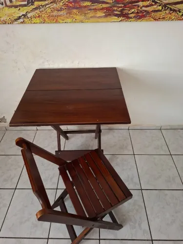 Conjunto Mesa de Bar Dobrável Madeira Maciça + 1 Cadeira - Estado de Nova