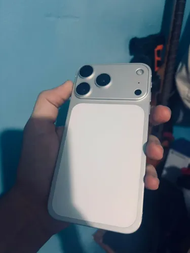 iPhone 17 Pro sabor, é o xr nessa carcaça