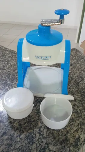 Máquina raspadinha de gelo triturador manual