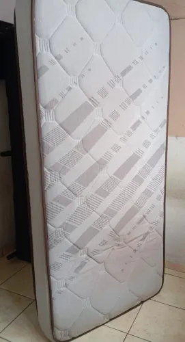 Cama box de solteiro