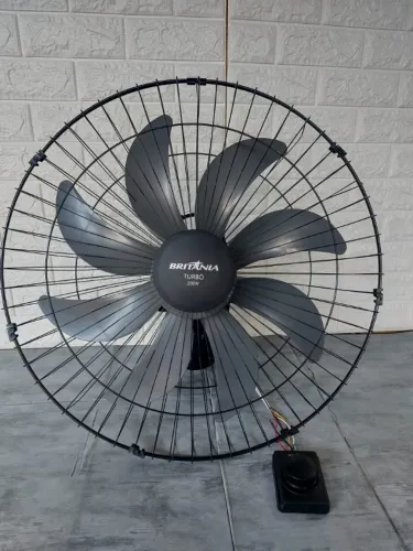 Ventilador De Parede Britânia - Turbo 8 hélices - 127V 