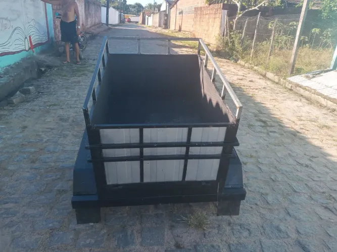 Reboque/carroça para carro e moto