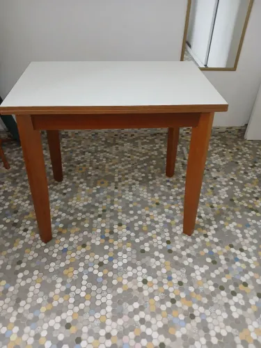 Mesa de jantar Tok Stok dobrável
