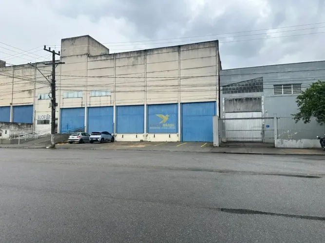 Galpão Logístico 966m² com 4 Docas e Rampa - CEIP Palhoça (Jardim Eldorado)