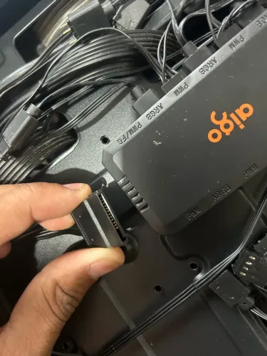 Gabinete com fans e controladora