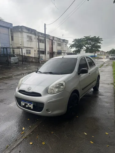 Nissan March S 1.6 16V Flex Fuel 5P 2013