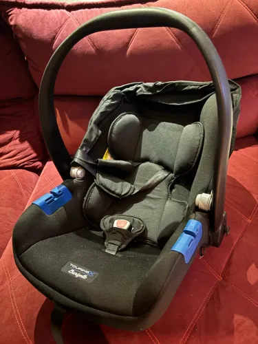 Vendo bebê conforto Usado uma única vez
