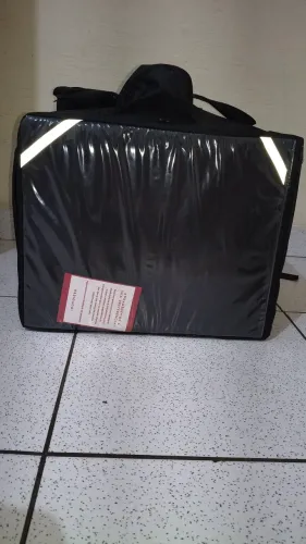 Bag Delivery 45L Preta - Estado de Nova. Comprei mas não usei. 