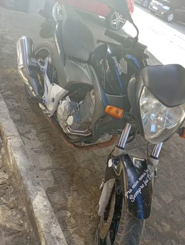 Cb 300