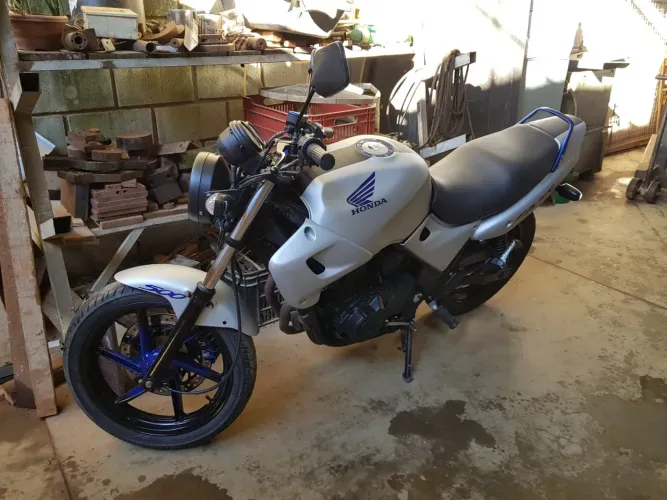 CB 500 1998