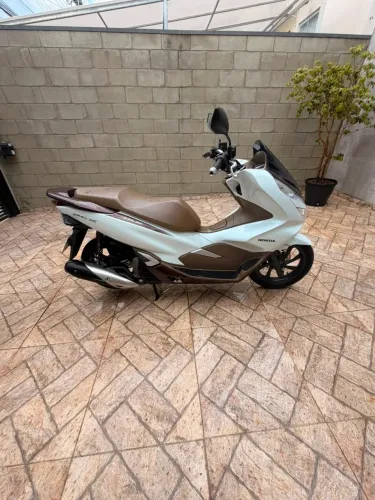 PCX 2021 - Baixíssima quilometragem!