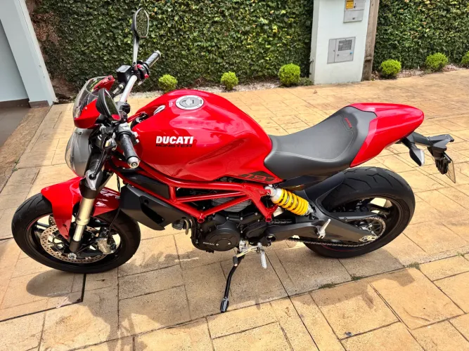 DUCATI MONSTER 2020 ÚNICO DONO 1600 KM Impecável
